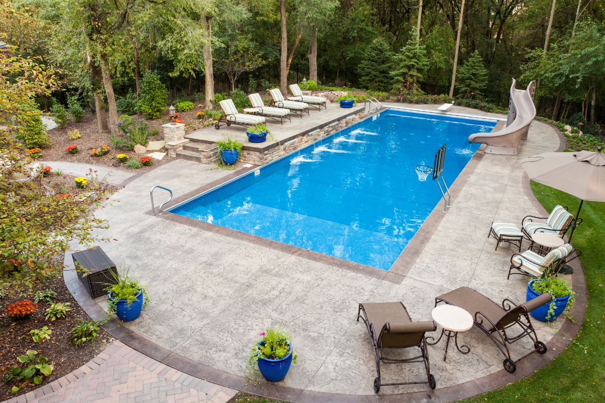 concrete pool deck